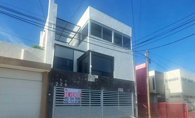 CASA EN VENTA CERRO AZUL COLINAS DEL PADRE 1A SECCION