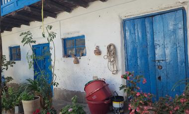 VENTA DE CASA COLONIAL EN EL CENTRO DE CALCA 90M2 IDEAL PARA CONSTRUCCION DE HOTEL