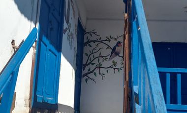 VENTA DE CASA COLONIAL EN EL CENTRO DE CALCA 90M2 IDEAL PARA CONSTRUCCION DE HOTEL