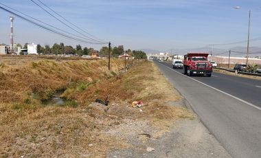 En venta 14 hectáreas sobre la carretera Pachuca Sahagún, propiedad con servicios