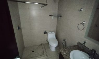 ALQUILER DEPARTAMENTO 1ER PISO EN KENNEDY NORTE (VIVI)