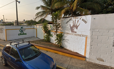CASA EN RIO LOS AMATES, FRACC. LOMAS DEL RIO MEDIO, VERACRUZ. ¡CASA EN REMATE! -FQA