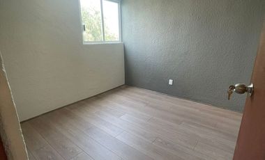 CUAUTITLAN DEPARTAMENTO REMODELADO CERCA DE TREN SUBURBANO