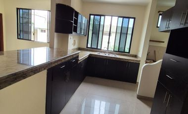 Departamento en Alquiler Los Olivos, Los Ceibos, 2 Hab, 3 Bañ, Seguridad.