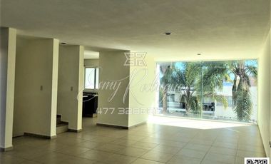 LOMAS DE GRAN JARDIN, 3 REC; 4 AUTOS, SALÓN DE JUEGOS, VISTA PANORAMICA,