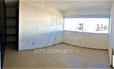 LOMAS DE GRAN JARDIN, 3 REC; 4 AUTOS, SALÓN DE JUEGOS, VISTA PANORAMICA,