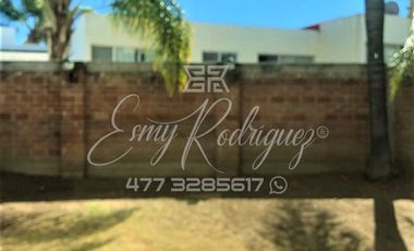 LOMAS DE GRAN JARDIN, 3 REC; 4 AUTOS, SALÓN DE JUEGOS, VISTA PANORAMICA,