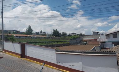 TERRENO EN VENTA ASCÁZUBI – CAYAMBE 2.880 M2