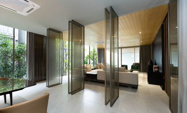 Modern luxury Pool Villa in Pradit Manutham for Sale