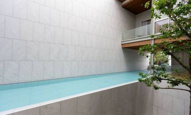 Modern luxury Pool Villa in Pradit Manutham for Sale