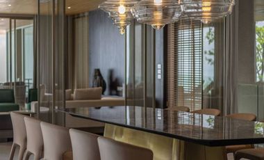 Modern luxury Pool Villa in Pradit Manutham for Sale