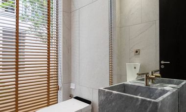 Modern luxury Pool Villa in Pradit Manutham for Sale