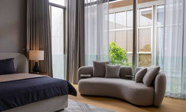 Modern luxury Pool Villa in Pradit Manutham for Sale