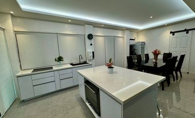 5BR House and Lot For Sale - Meadowood Executive Village, Cavite