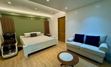 5BR House and Lot For Sale - Meadowood Executive Village, Cavite