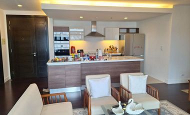 R270 - 3BR Sky Flat Unit in Garden Towers For Sale  Ayala Avenue, Makati