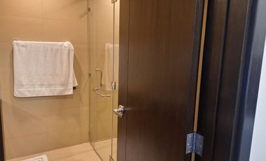 R270 - 3BR Sky Flat Unit in Garden Towers For Sale  Ayala Avenue, Makati