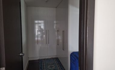 R270 - 3BR Sky Flat Unit in Garden Towers For Sale  Ayala Avenue, Makati
