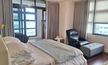 R270 - 3BR Sky Flat Unit in Garden Towers For Sale  Ayala Avenue, Makati