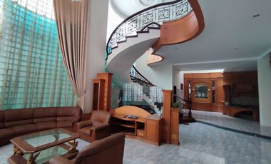 Dijual Villa Siap Huni Komplek Taman Polonia V -Medan