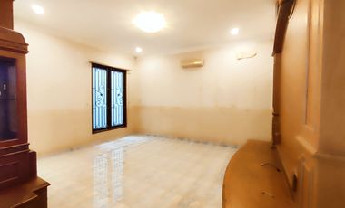 Dijual Villa Siap Huni Komplek Taman Polonia V -Medan