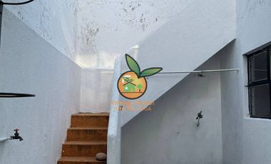 CASA EN VENTA EN JARDINES ALCALDE POR EL CODE Y TRANSITO, GDL.