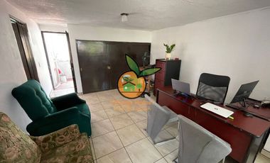 CASA EN VENTA EN JARDINES ALCALDE POR EL CODE Y TRANSITO, GDL.