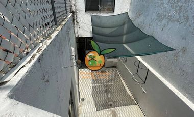 CASA EN VENTA EN JARDINES ALCALDE POR EL CODE Y TRANSITO, GDL.