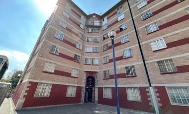 DEPTO. EN VENTA EN TORRES DEMET SAN PEDRO DE LOS PINOS (NO ES REMATE)