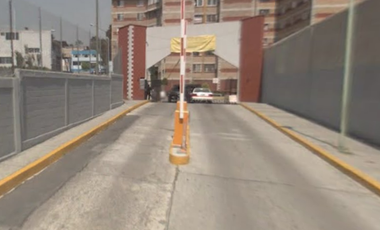 DEPTO. EN VENTA EN TORRES DEMET SAN PEDRO DE LOS PINOS (NO ES REMATE)