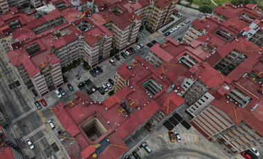 DEPTO. EN VENTA EN TORRES DEMET SAN PEDRO DE LOS PINOS (NO ES REMATE)