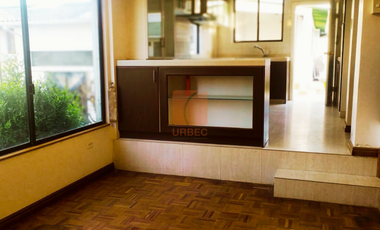 Venta- Hermosa vivienda ubicada en una excelente zona de alta plusvalía, con todas las comodidades modernas/24urb43