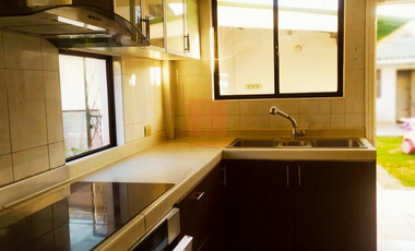 Venta- Hermosa vivienda ubicada en una excelente zona de alta plusvalía, con todas las comodidades modernas/24urb43
