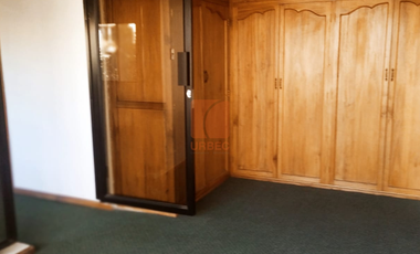 Venta- Hermosa vivienda ubicada en una excelente zona de alta plusvalía, con todas las comodidades modernas/24urb43