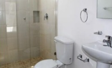 HERMOSA CASA EN FRACCIONAMIENTO CERCA DEL AEROPUERTO