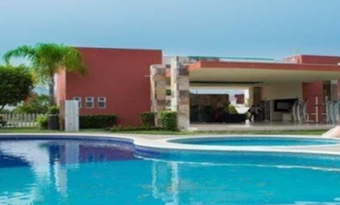 HERMOSA CASA EN FRACCIONAMIENTO CERCA DEL AEROPUERTO