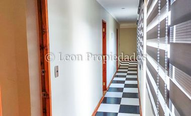 Leon Propiedades vende gran parcela con casa en Fundo Monterrey, Curacaví.