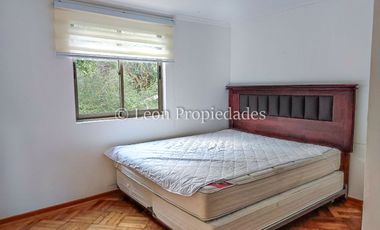 Leon Propiedades vende gran parcela con casa en Fundo Monterrey, Curacaví.