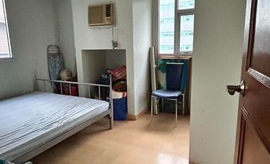 24P, One Gateway Place Condominium Pioneer Corner Cybergate