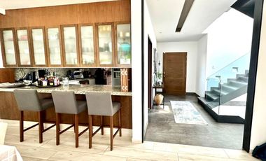 ESPECTACULAR Y MODERNA CASA EN CUAJIMALPA