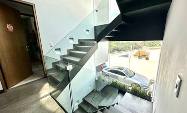 ESPECTACULAR Y MODERNA CASA EN CUAJIMALPA