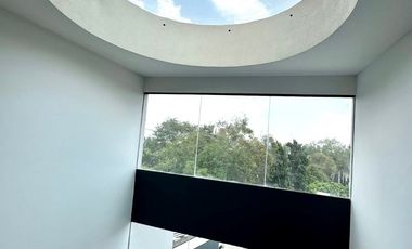 ESPECTACULAR Y MODERNA CASA EN CUAJIMALPA