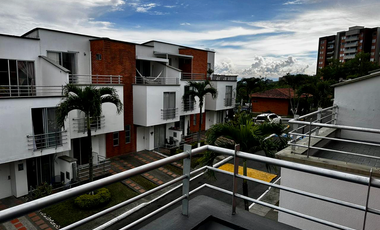 Hermosa casa en Belmonte Pereira con 3 habitaciones y 2 baños.Colombia-Pereira.