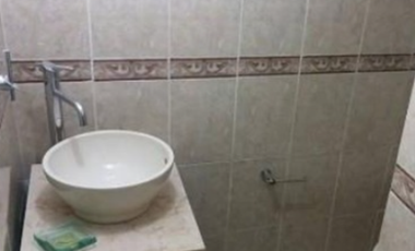 HERMOSA CASA EN FRACCIONAMIENTO MUY CERCA DEL AEROPUERTO, CENTROS COMERCIALES, Y VÍAS DE COMUNICACIÓN