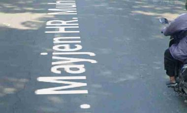 *BUTUH Cepat Laku ‼️*
*Komersial Area‼️*

```Dijual Cepat Tanah Siap Bangun Lokasi Super Strategis Raya HR.Muhammad, Dekat Mall & Pusat Bisnis Surabay