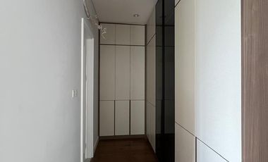 Disewakan Tahunan Rumah Baru Siap Huni di South Grove, Lebak Bulus, Full Furnished