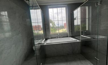 Disewakan Tahunan Rumah Baru Siap Huni di South Grove, Lebak Bulus, Full Furnished