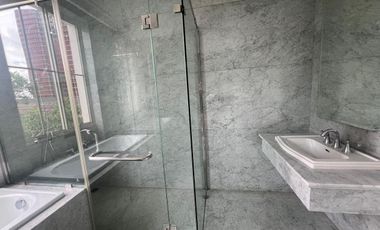 Disewakan Tahunan Rumah Baru Siap Huni di South Grove, Lebak Bulus, Full Furnished