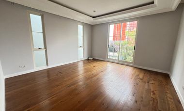 Disewakan Tahunan Rumah Baru Siap Huni di South Grove, Lebak Bulus, Full Furnished