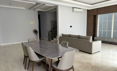 Disewakan Tahunan Rumah Baru Siap Huni di South Grove, Lebak Bulus, Full Furnished